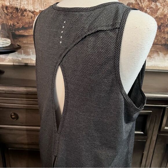 Plus Size Athletic Works Tank Black & Gray size XXL - Picture 3 of 10